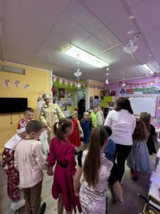 До новых встреч в нашем детском клубе!